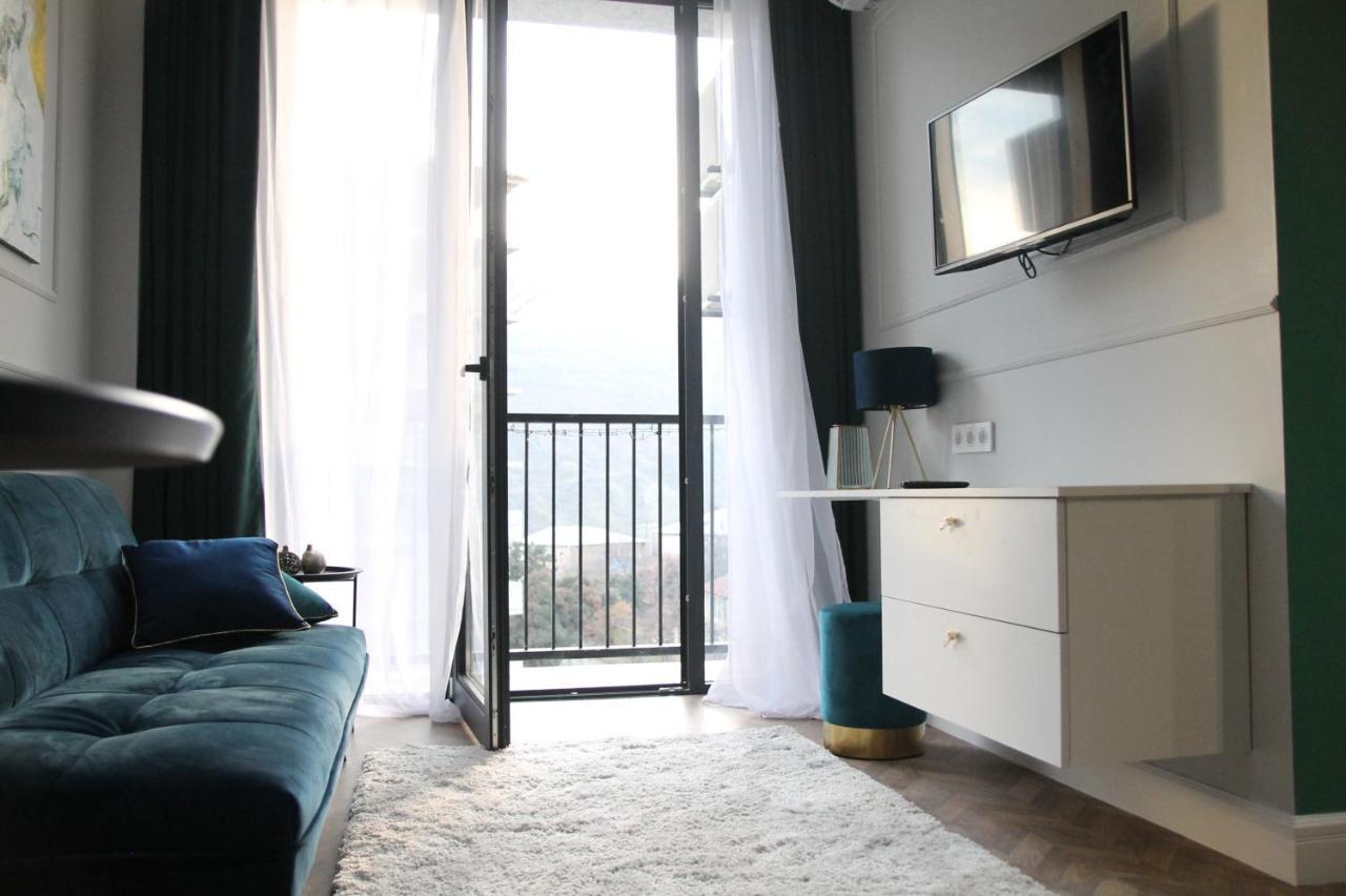 Krtsanisi Apartment With Pool 트빌리시 외부 사진